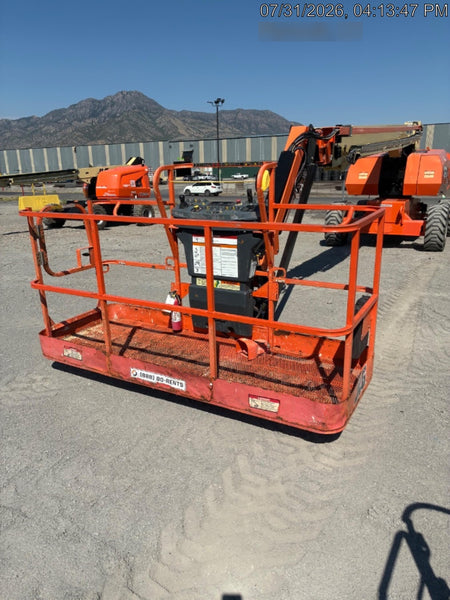 2019 JLG 860SJ