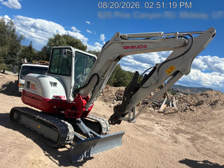 2023 TAKEUCHI TB250-2C