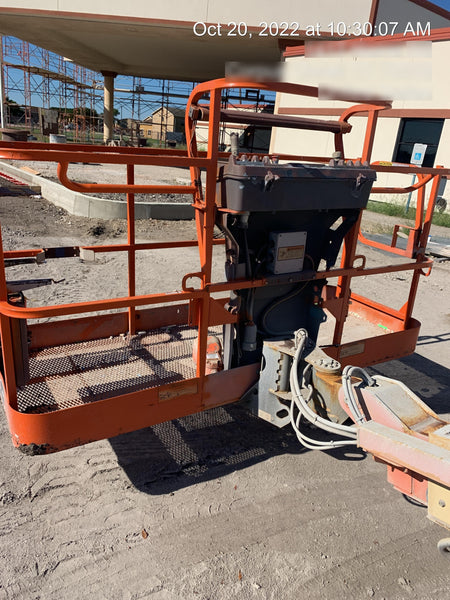 2019 JLG 400S
