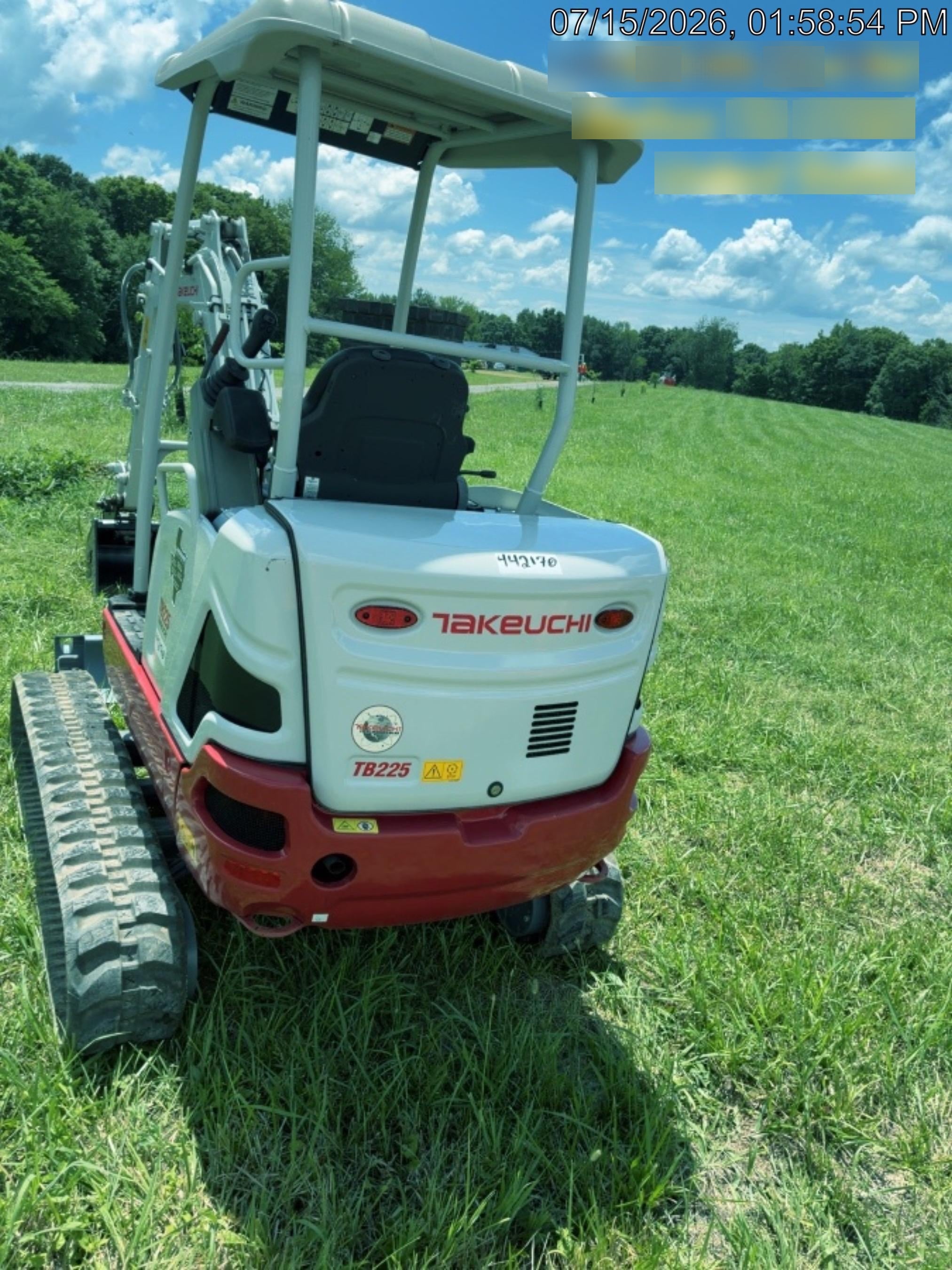 2023 TAKEUCHI TB225R