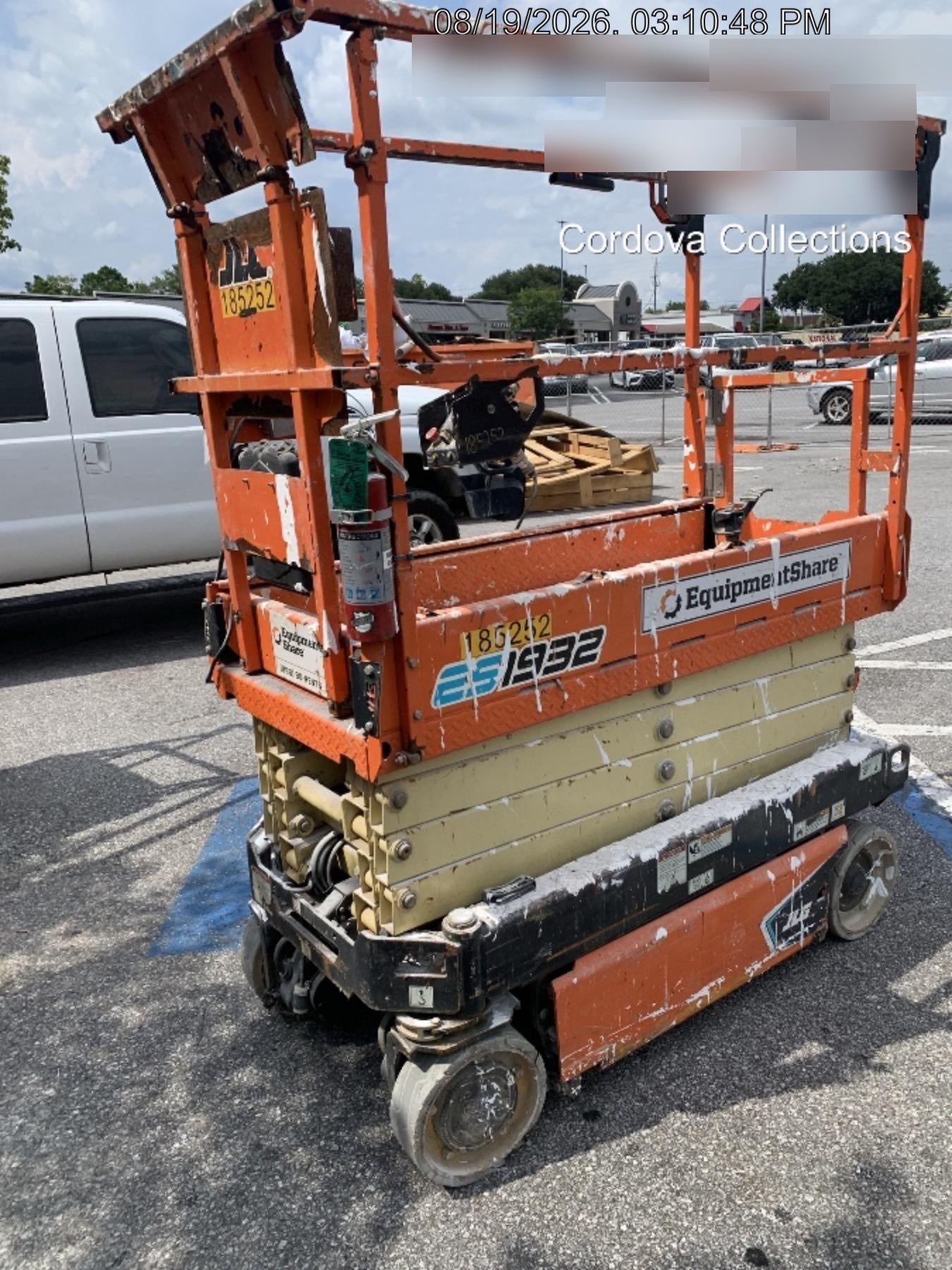 2021 JLG ES1932