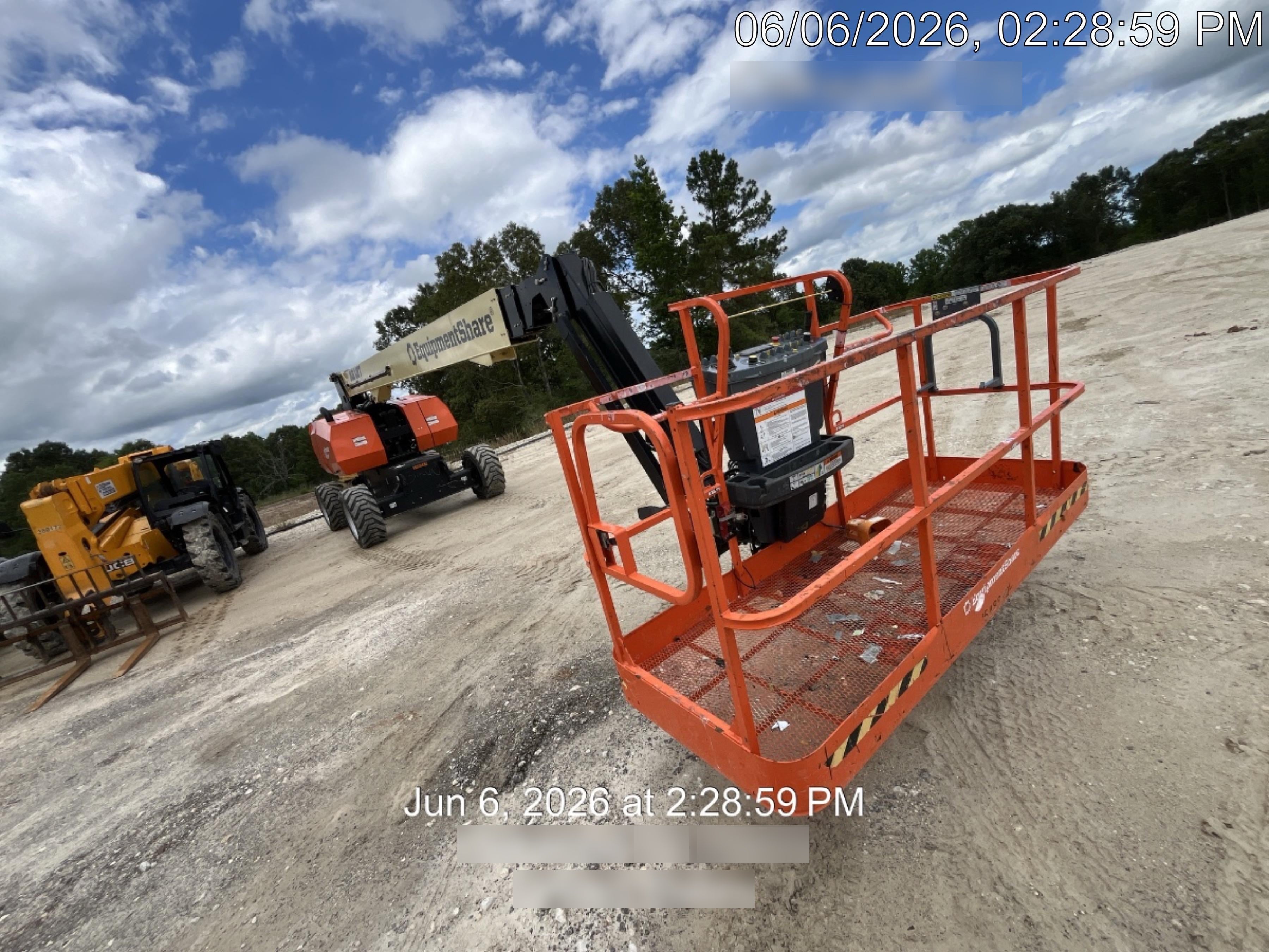 2025 JLG 860SJ