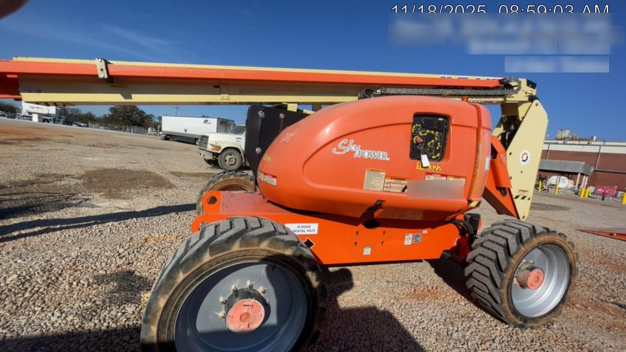 2021 JLG 600AJ