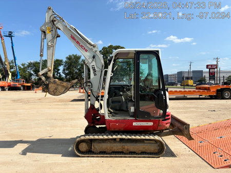 2020 TAKEUCHI TB-235-2CR