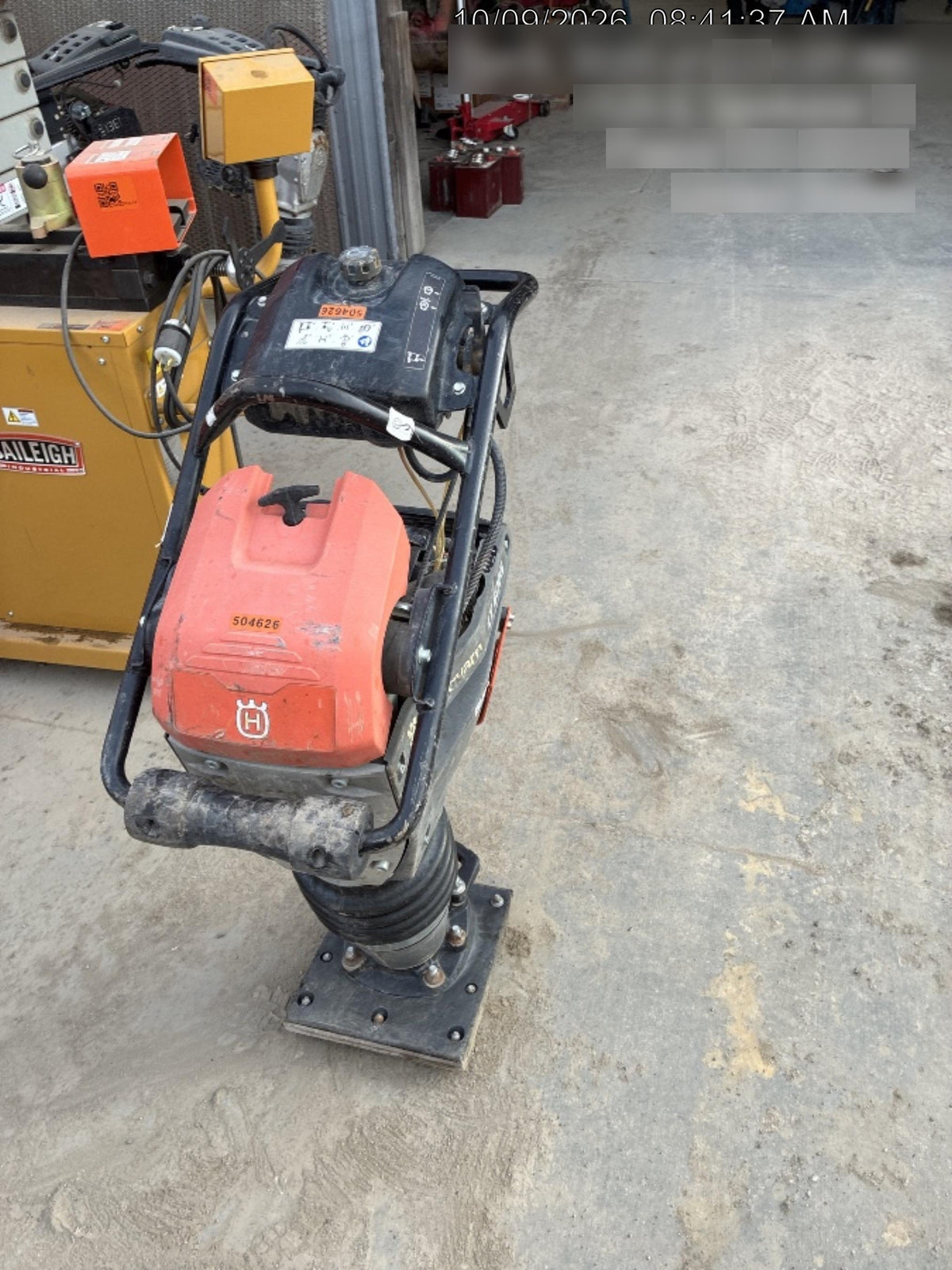 2025 HUSQVARNA LT6005