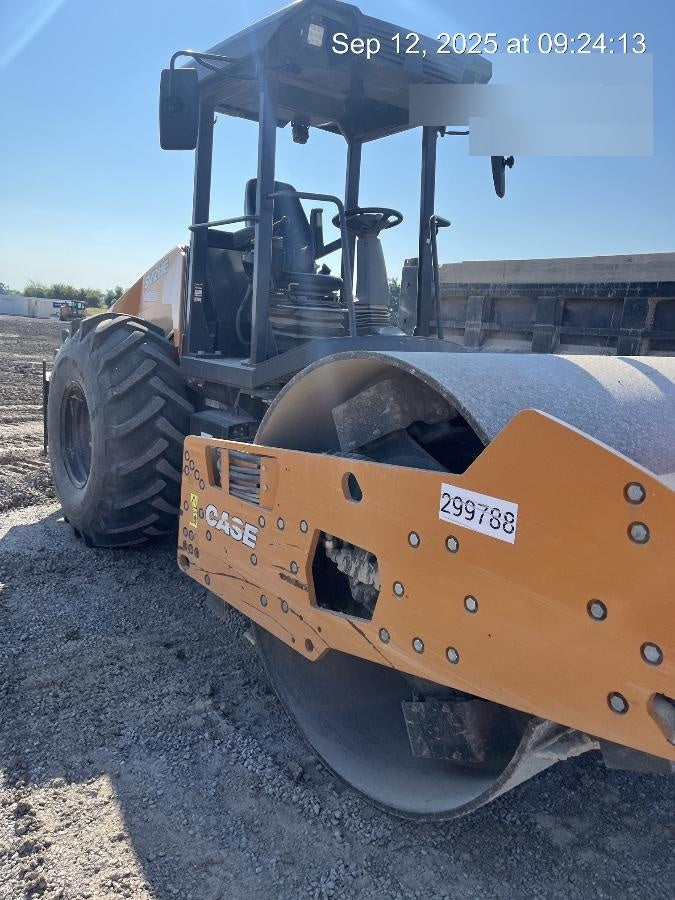 2023 CASE SV211E