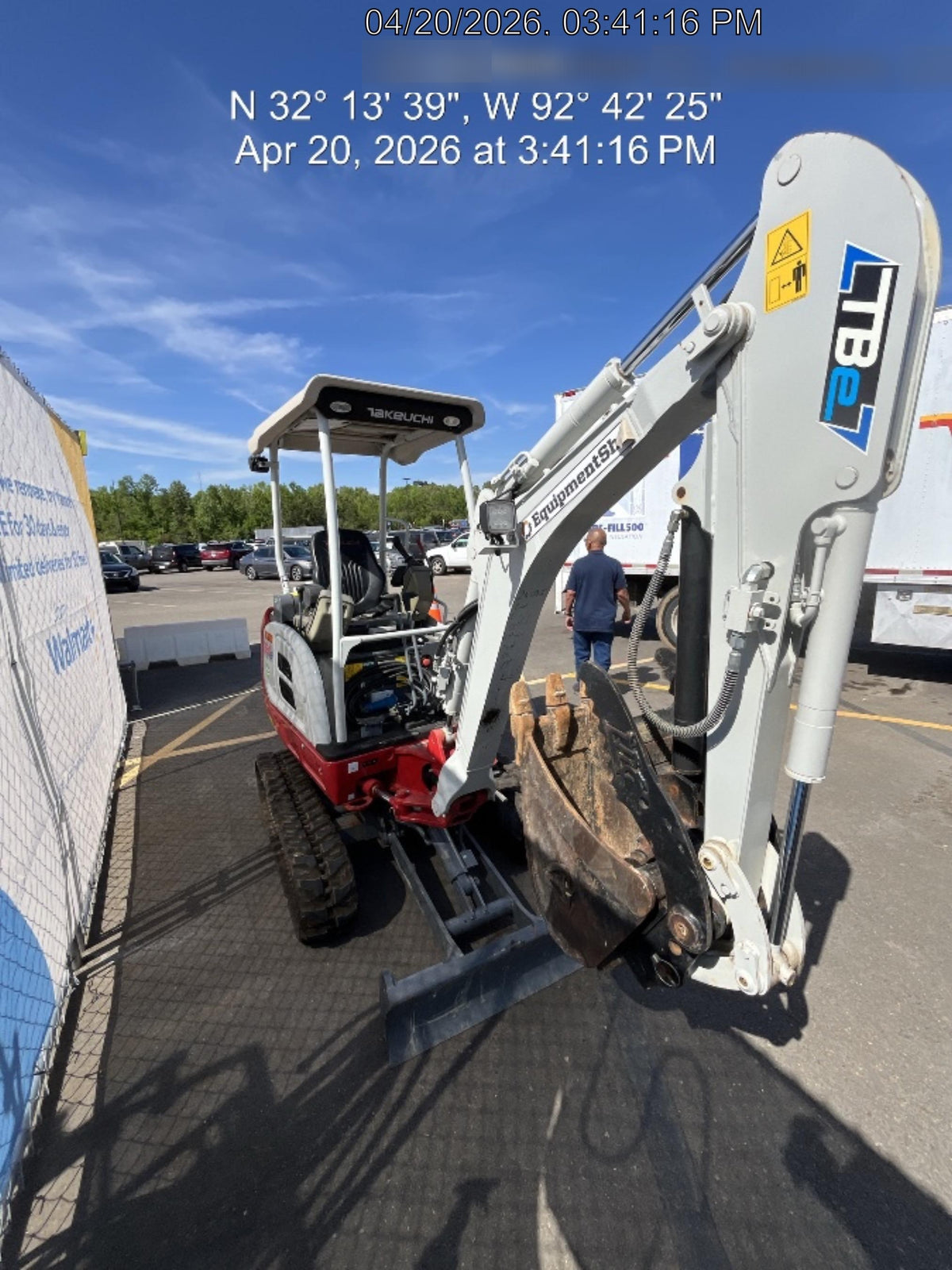 2022 TAKEUCHI TB20e