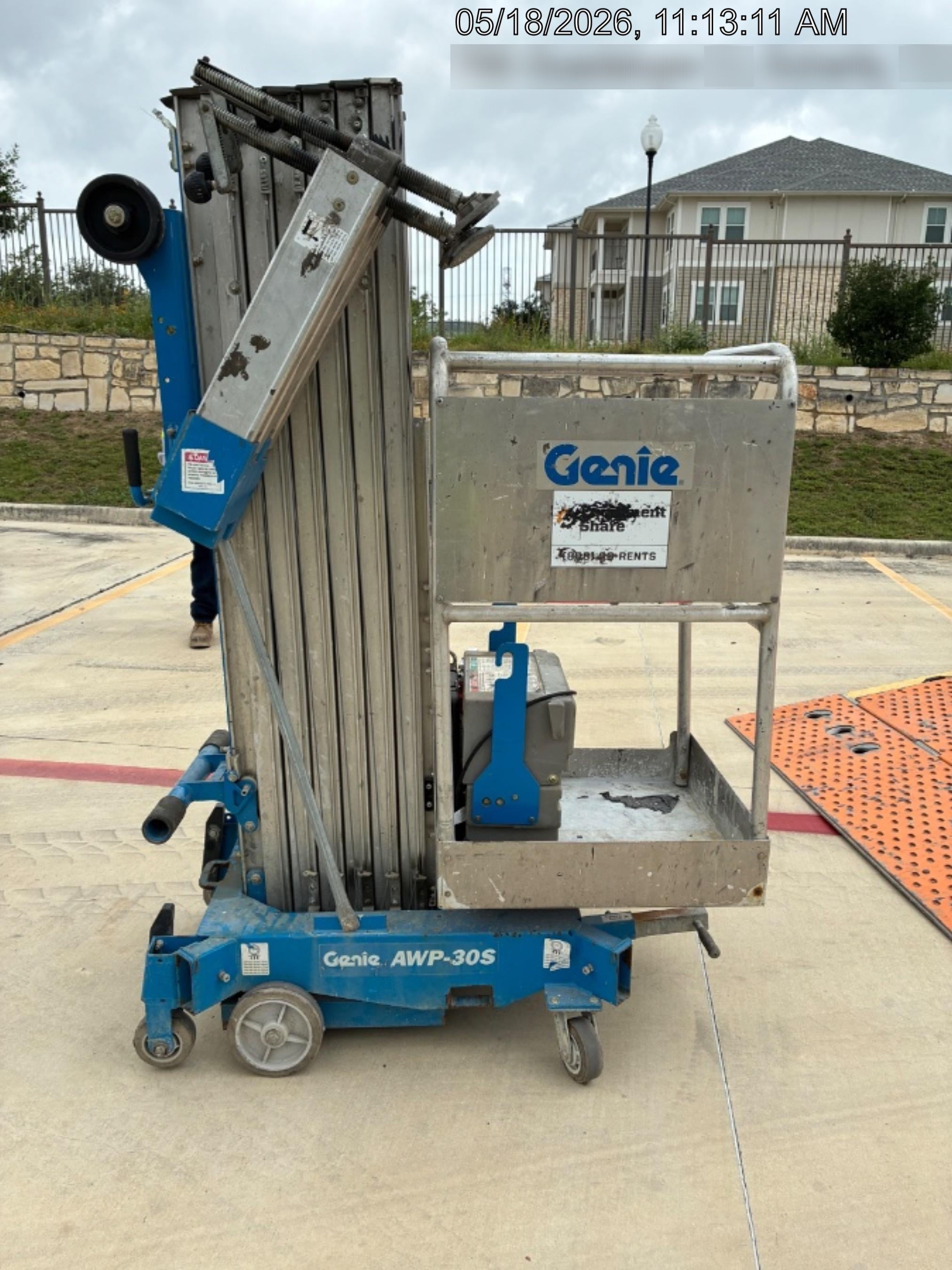 2018 GENIE AWP-30S