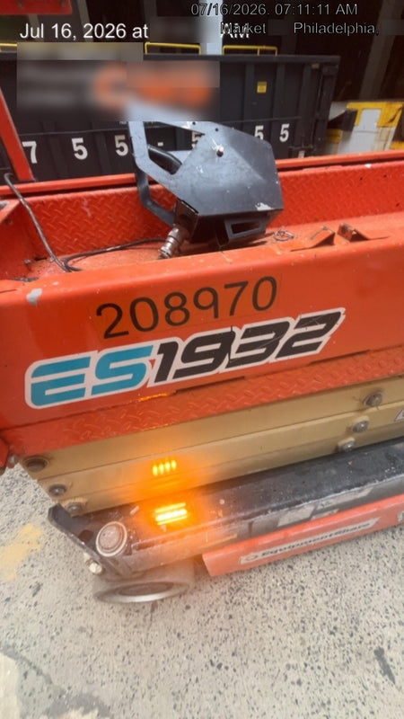 2022 JLG ES1932