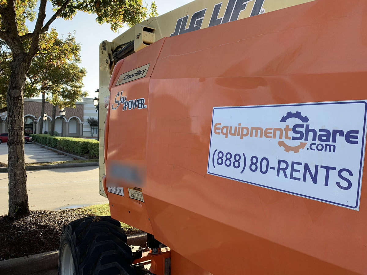 2015 JLG 800AJ