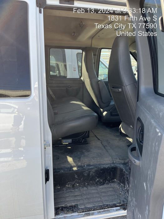 2023 CHEVROLET Express Van - Rental