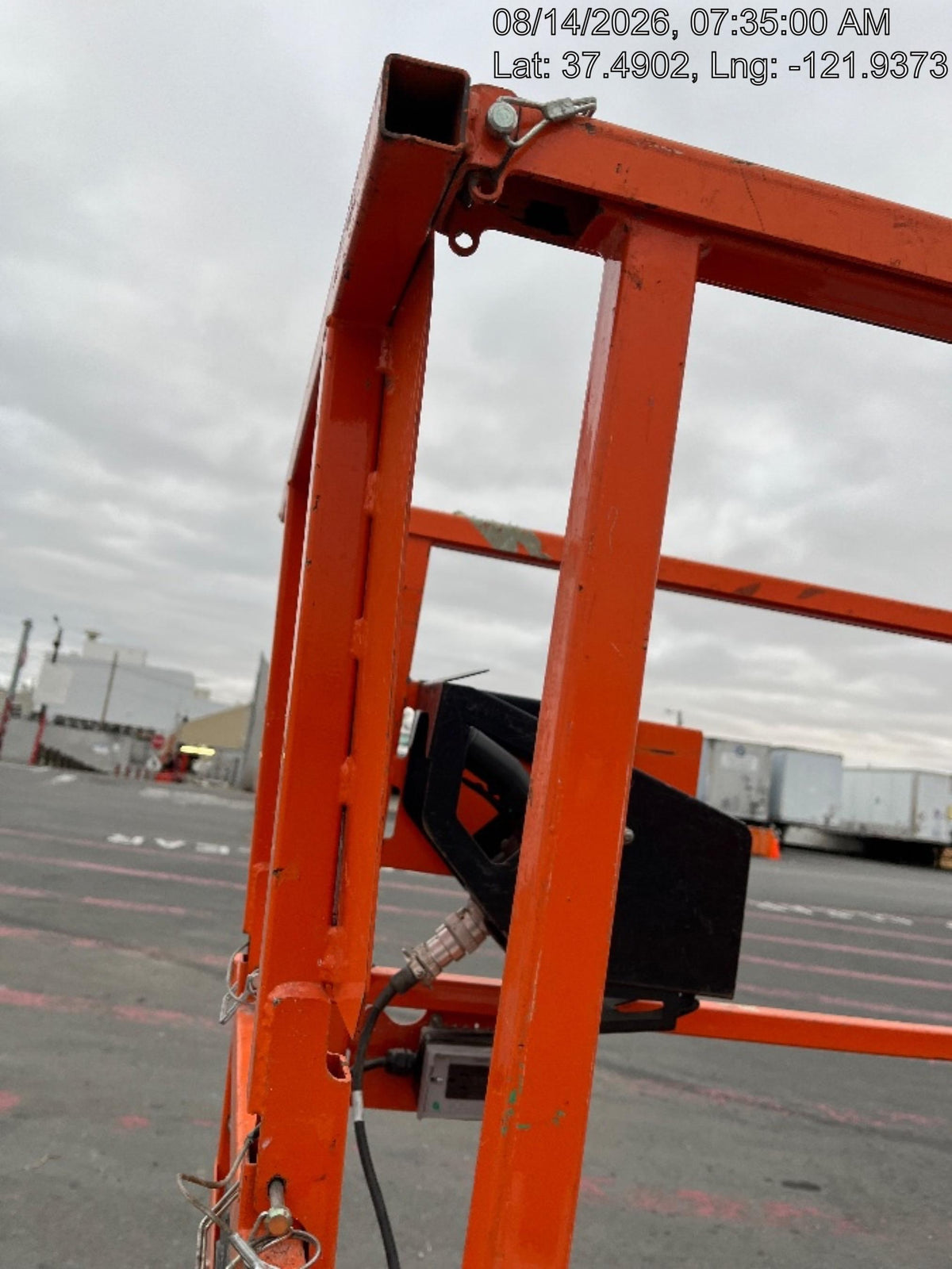 2022 JLG R1932