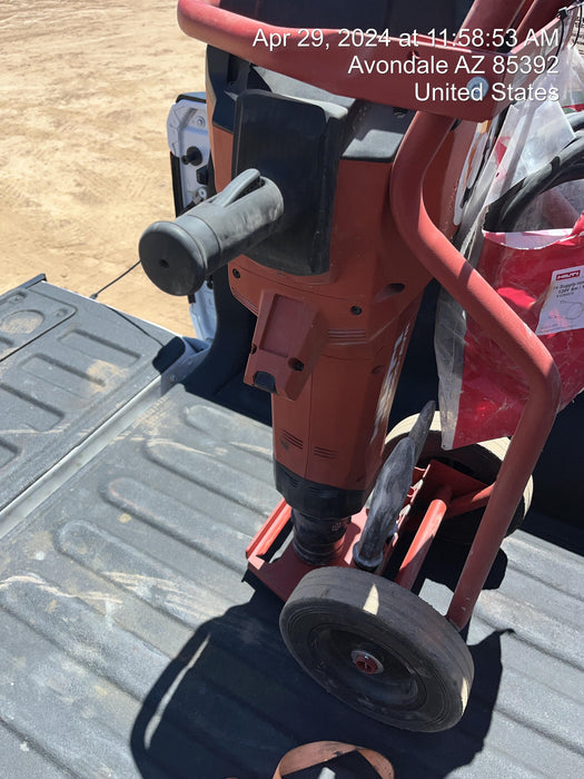 2023 HILTI TE 3000-AVR