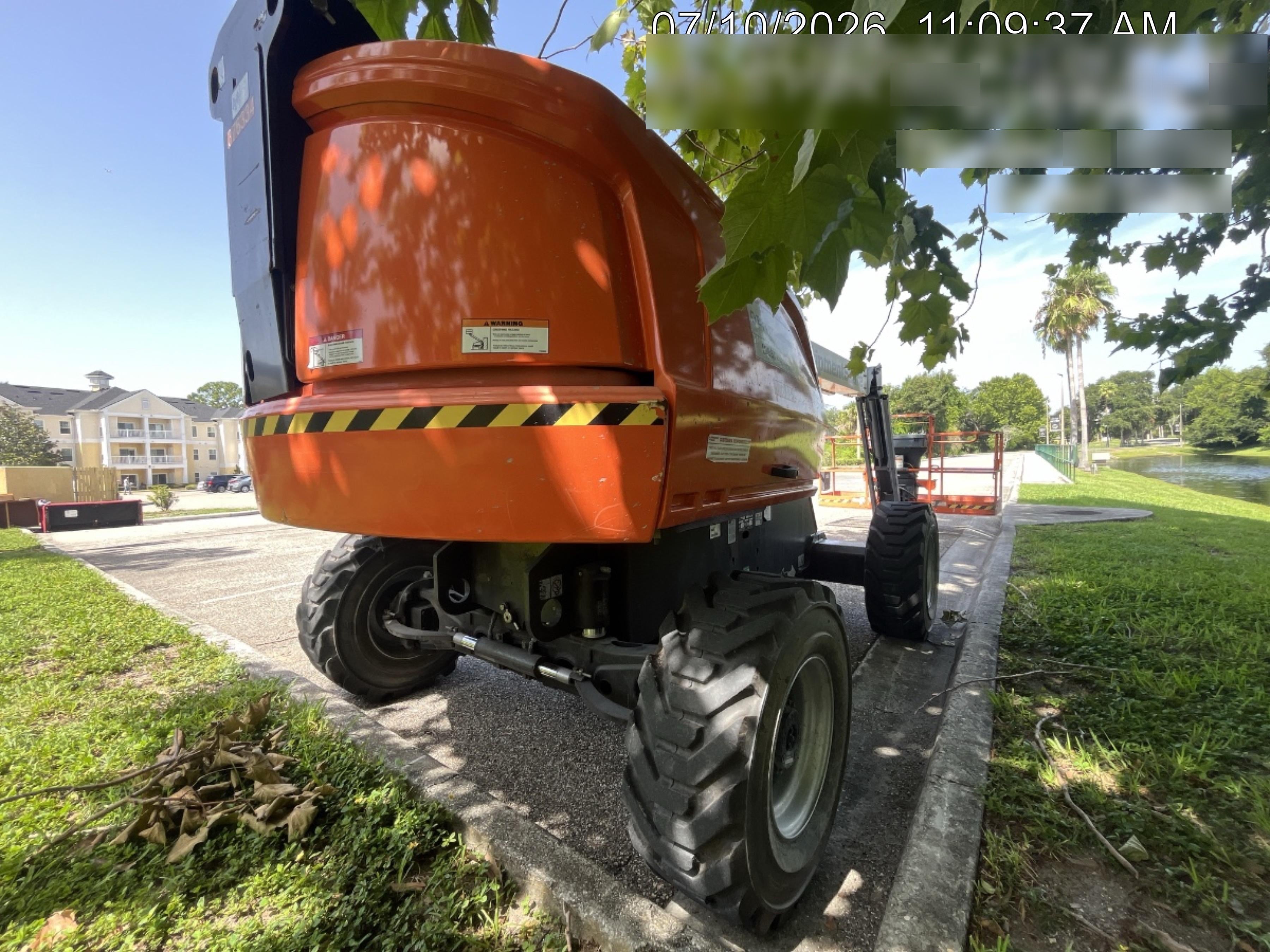 2023 JLG 460SJ