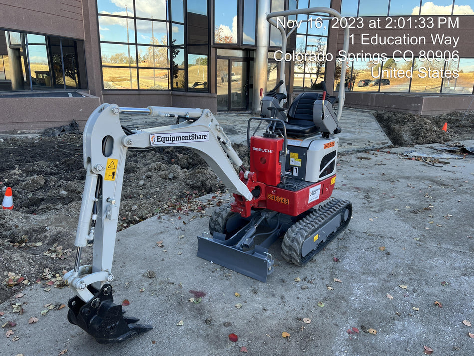 2023 TAKEUCHI TB210R
