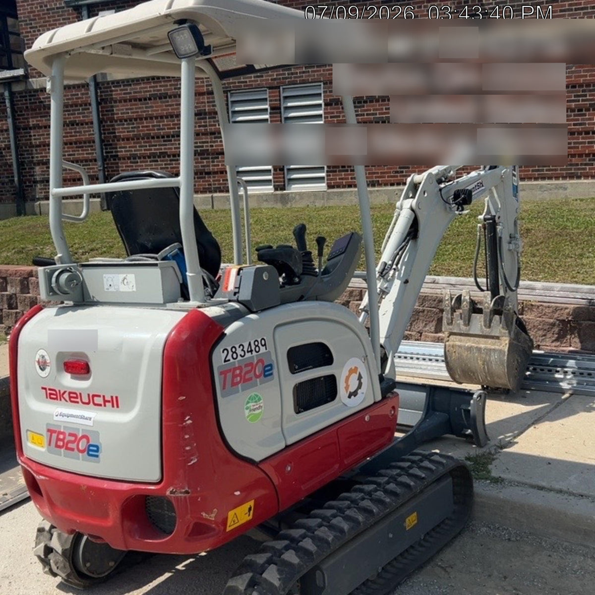 2022 TAKEUCHI TB20e