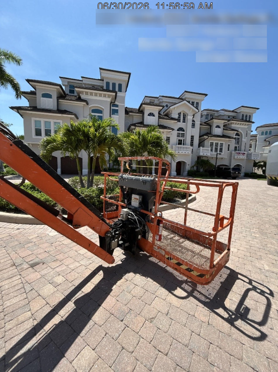 2022 JLG 860SJ