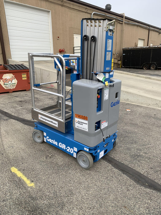 2021 GENIE GR-20