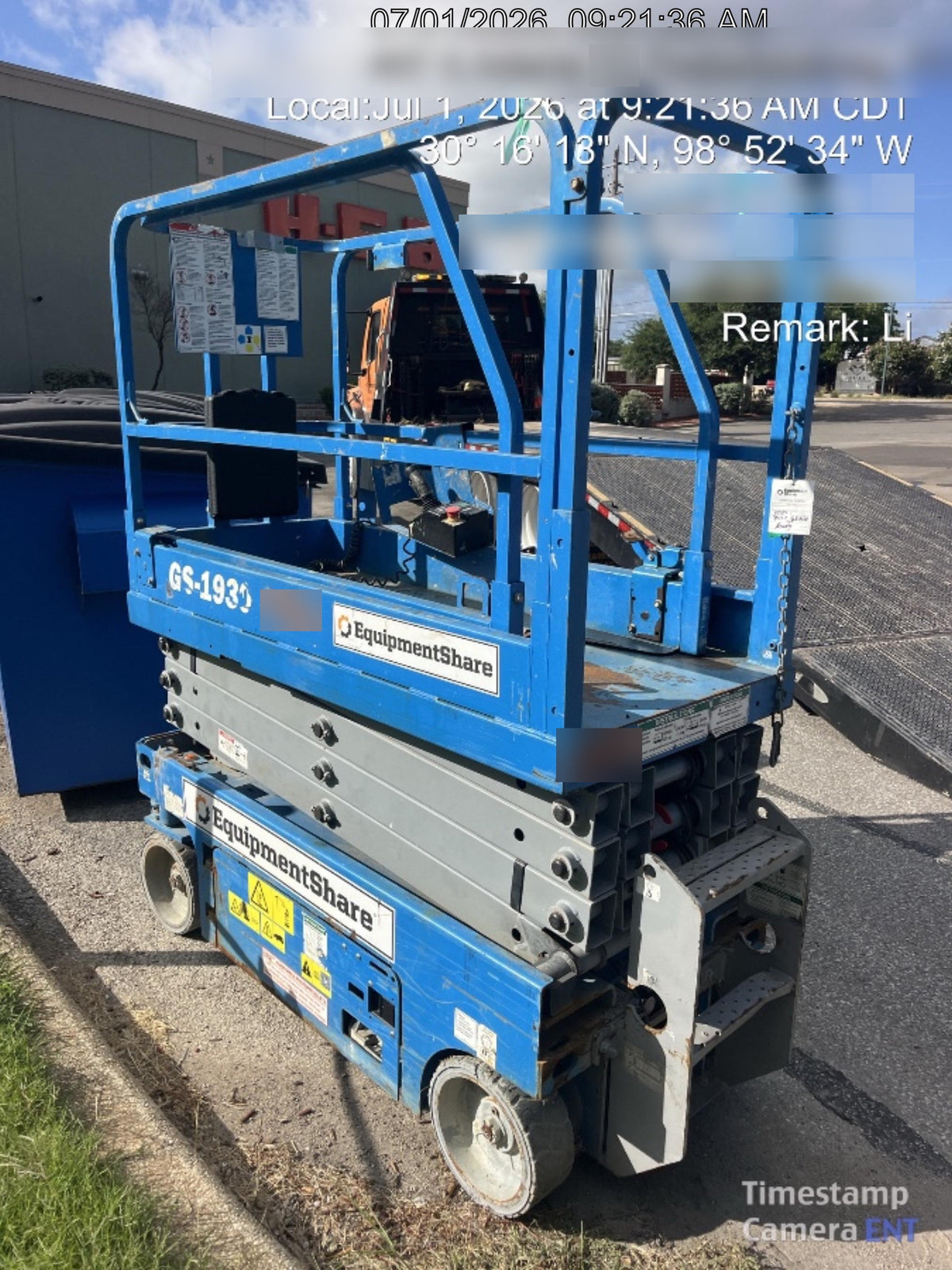 2019 Genie GS-1930 Fixed rails with chain Entry