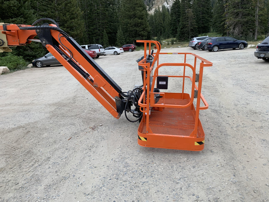 2020 JLG 660SJ