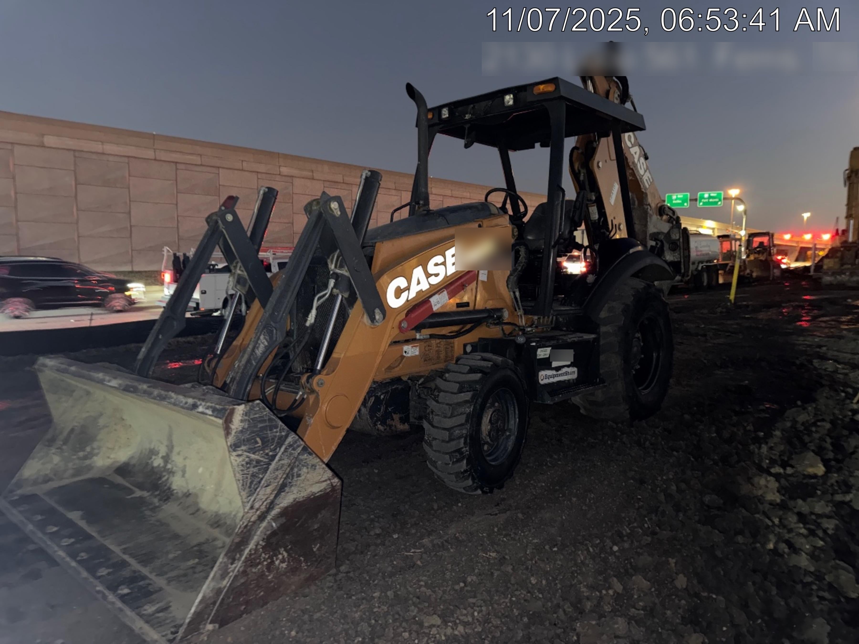 2022 CASE 580N EP - Extendable Backhoe