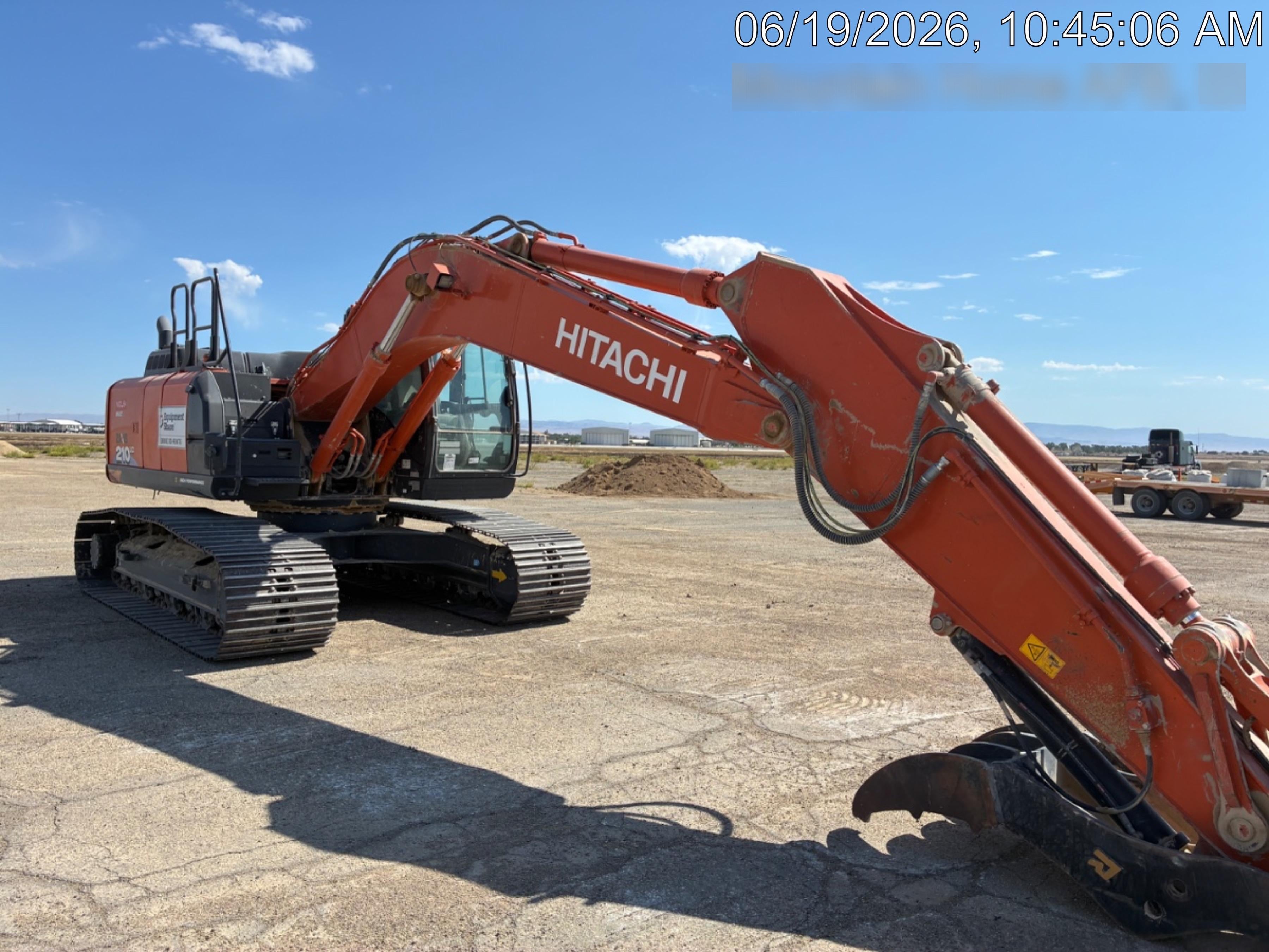 2024 HITACHI ZX210LC-6