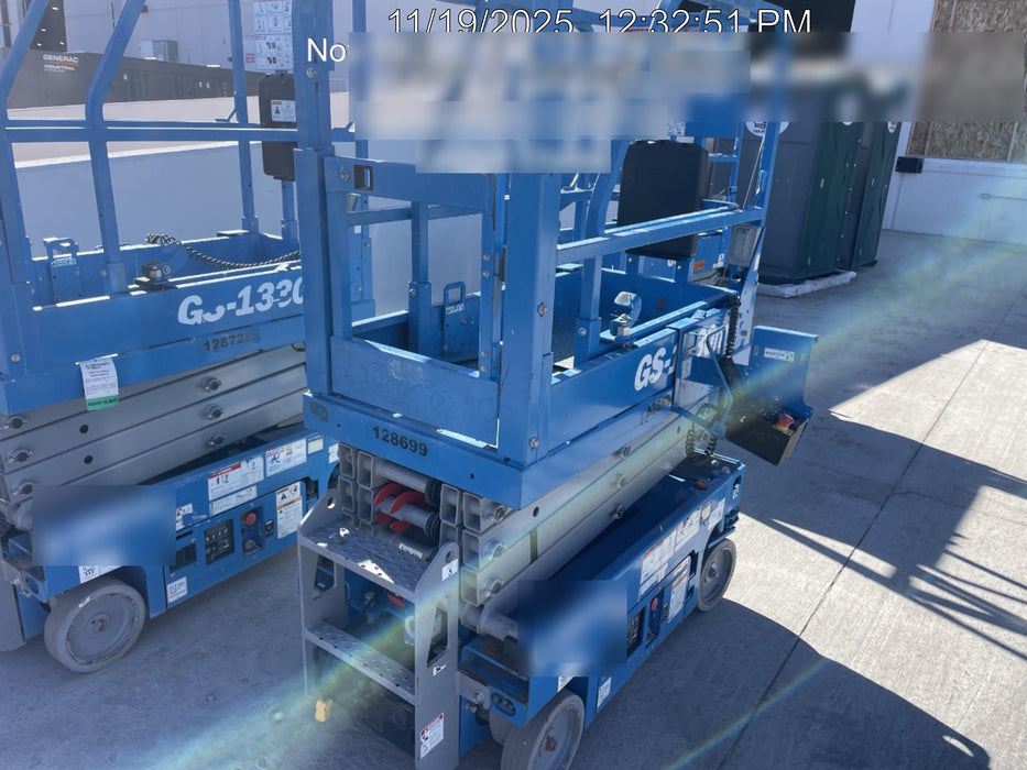 2021 GENIE GS-1330m