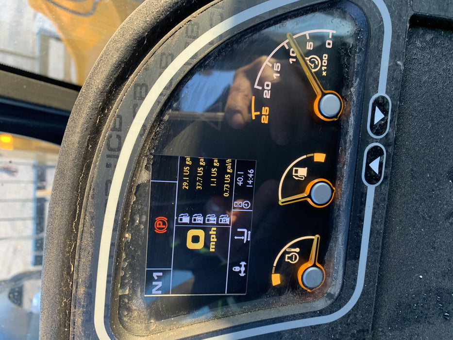 2020 JCB 509-42 Cab/Heat/Air, Solid Tires, Work Lights, Beacon, Aux Hydraulics, Back up Alarm, Lifting Eye, ES Decals