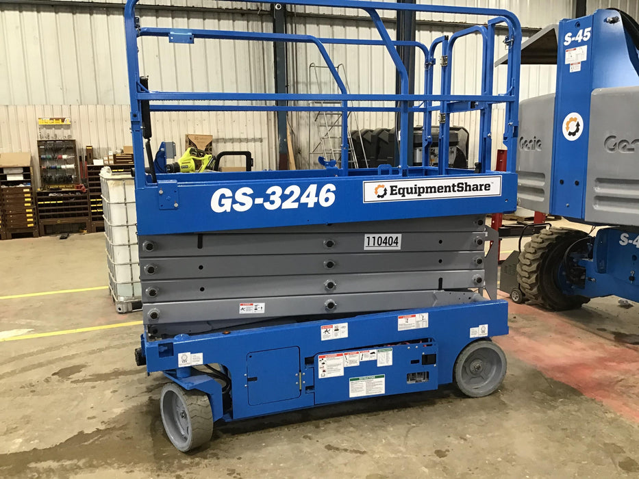 2020 Genie GS-3246 Standard, Folding full height swing gate