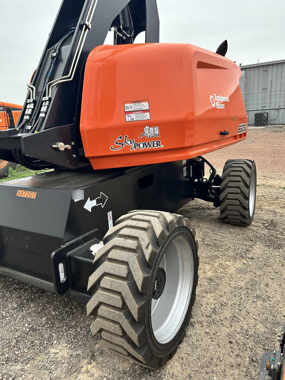 2025 JLG 660SJ