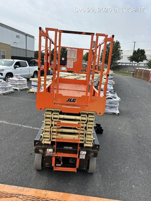2022 JLG R4045