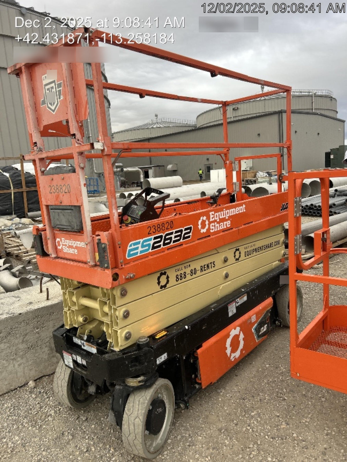 2022 JLG ES2632