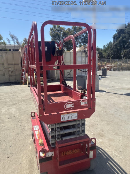 2020 MEC 1330SE Solid NM Tires, Steel Swing out Doors, LCS, Beacon, 900W Invertor