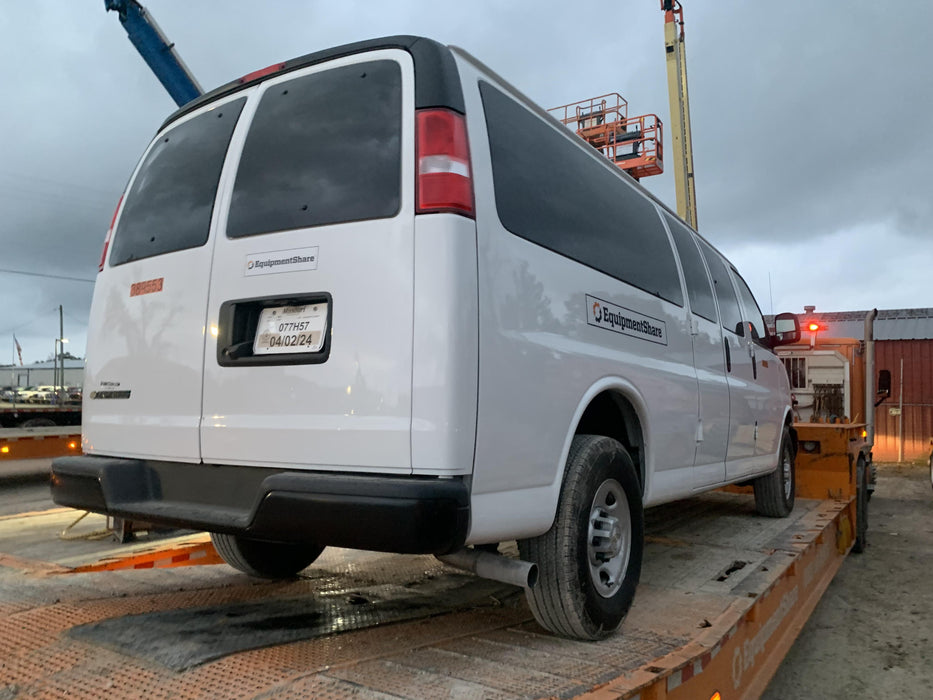 2023 CHEVROLET Express Van - Rental