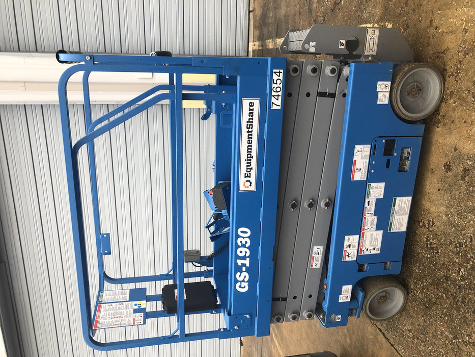 2020 Genie GS-1930 Fixed rails with chain entry gate - Pre A92.20