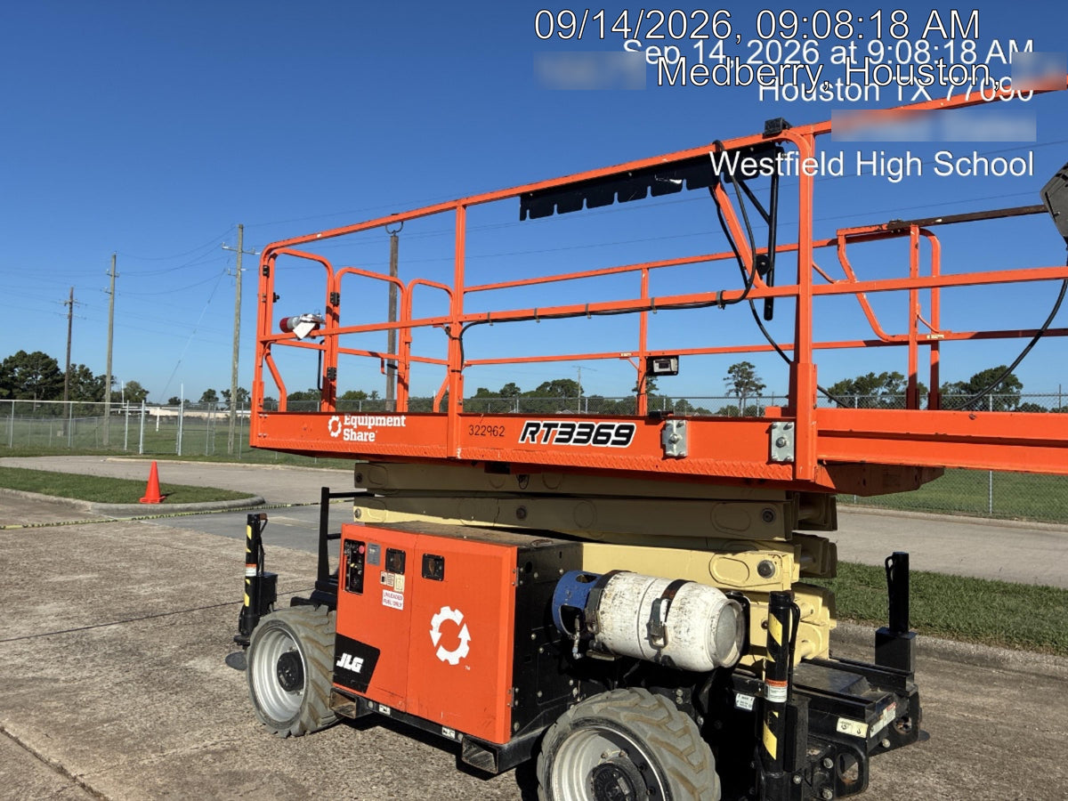 2023 JLG RT3369