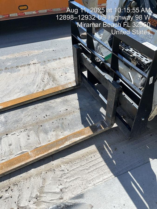 2025 ARROW MATERIAL HANDLING 60" Pallet Forks - Arrow