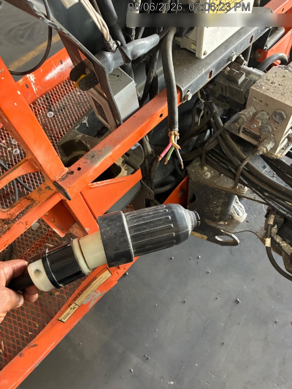 2020 JLG 660SJ