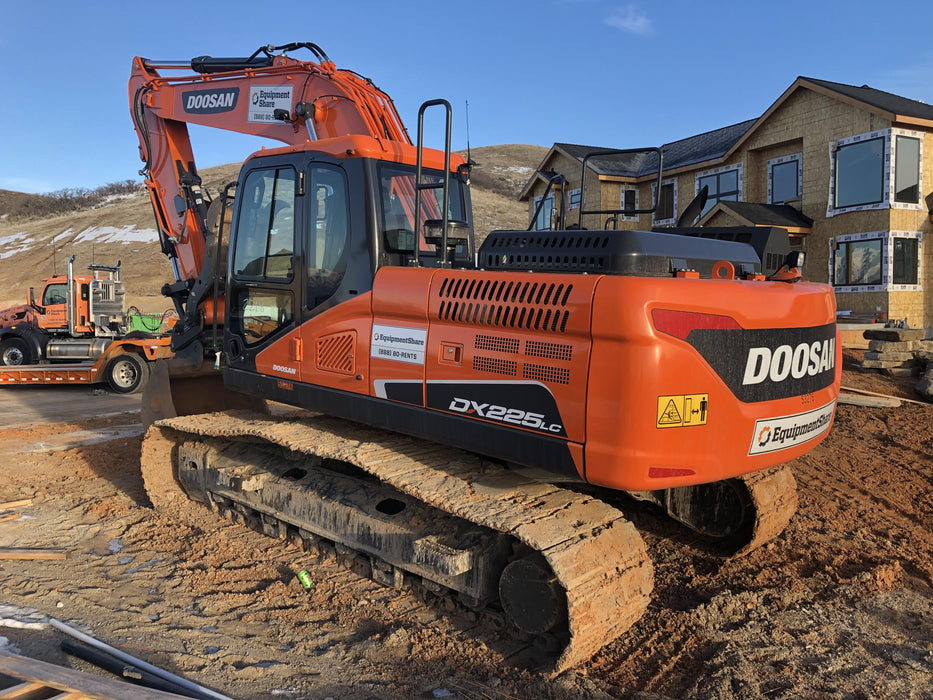 2019 DOOSAN DX225LC-5