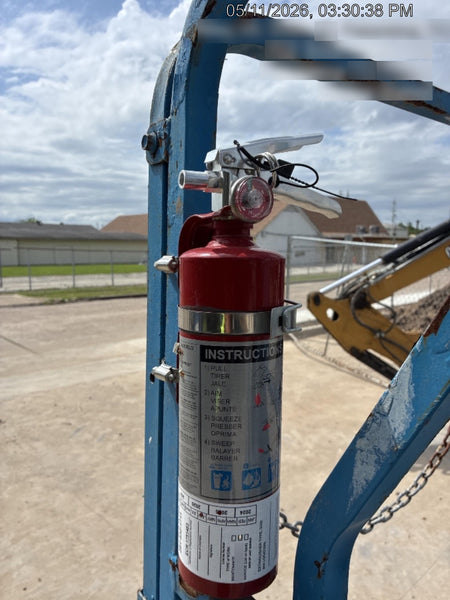 2017 Genie GS-1930 Genie GS-1930 Lift w/Fixed Rail and Chain Entry