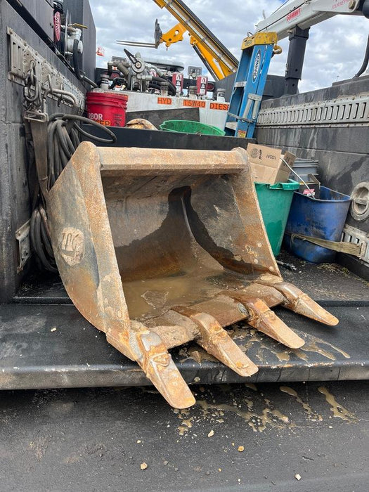 2019 DOOSAN 24" Excavator Bucket