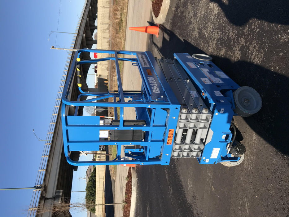 2019 Genie GS-1930 Fixed Rails with Chain Entry