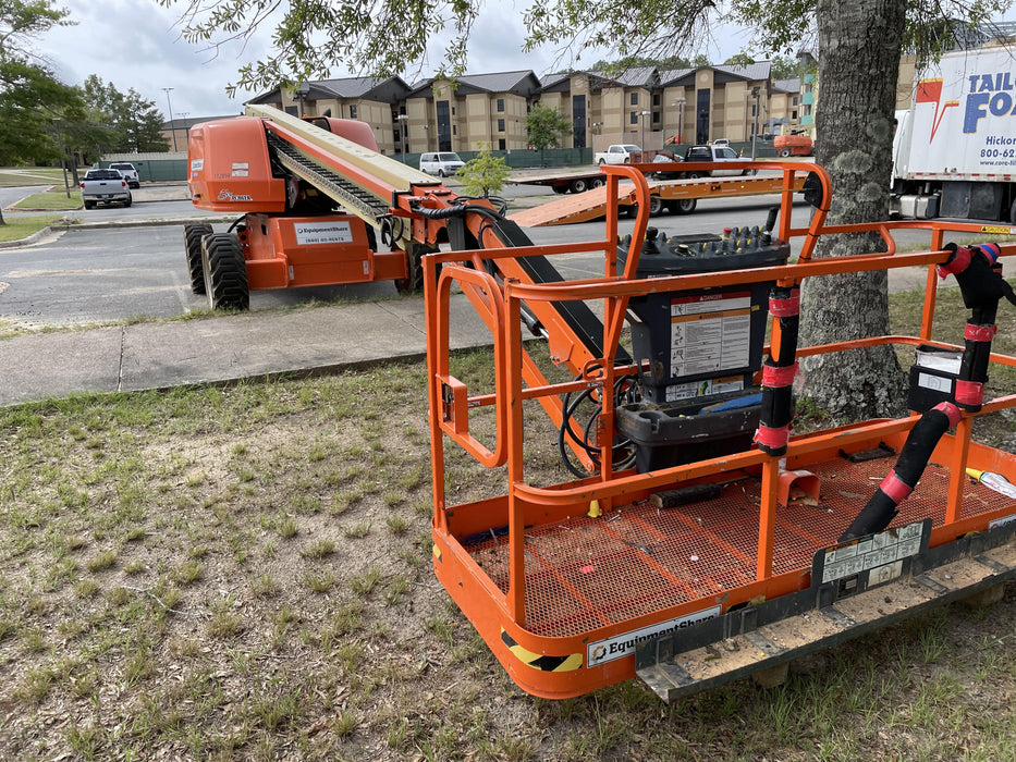 2020 JLG 660SJ