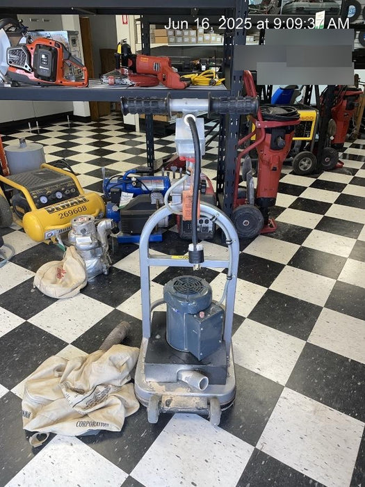 2011 CHERRY HILL MANUFACTURING 146-C