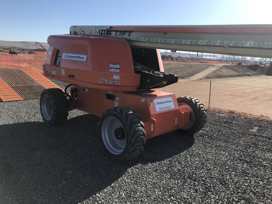 2020 JLG 660SJ
