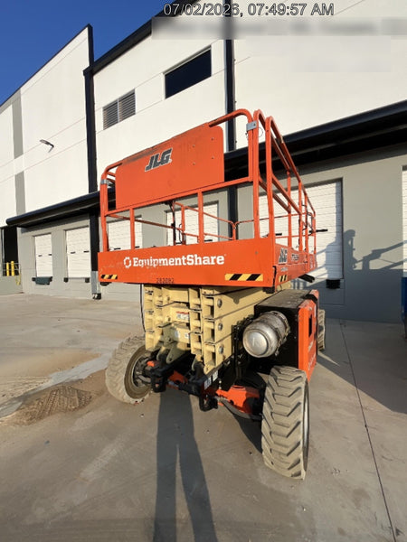 2022 JLG RT4394