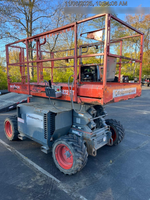 2016 SKYJACK SJ6832 RT