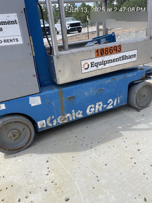 2020 GENIE GR-20