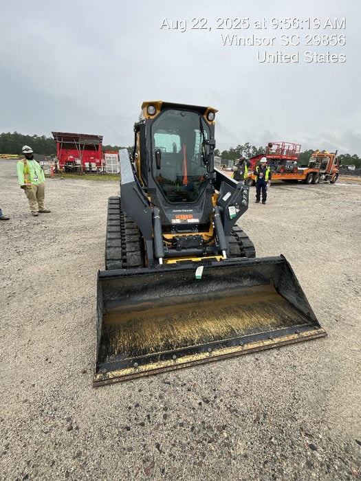 2025 JOHN DEERE 84" Bucket - John Deere