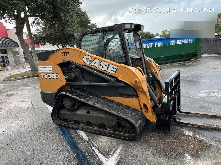 2018 CASE TV380